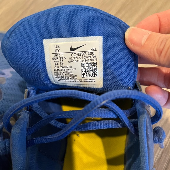 Add on + 12🩷 /Nike kids shoes 6Y - Picture 6 of 9